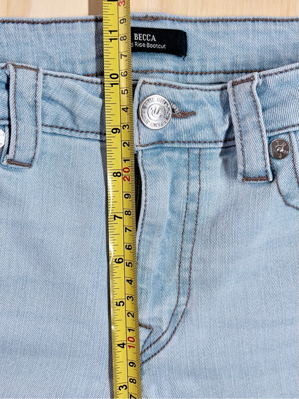 True Religion Becca Mid Rise Bootcut Jeans – Light Wash – Size 30 - Picture 9 of 13